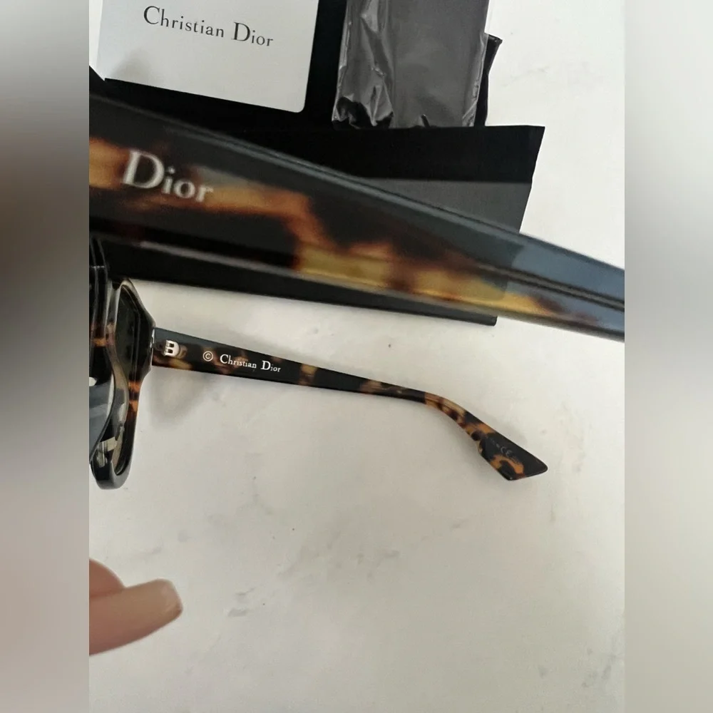 Christian Dior Sunglasses | Dior Addict 3 - Picture 2 of 4